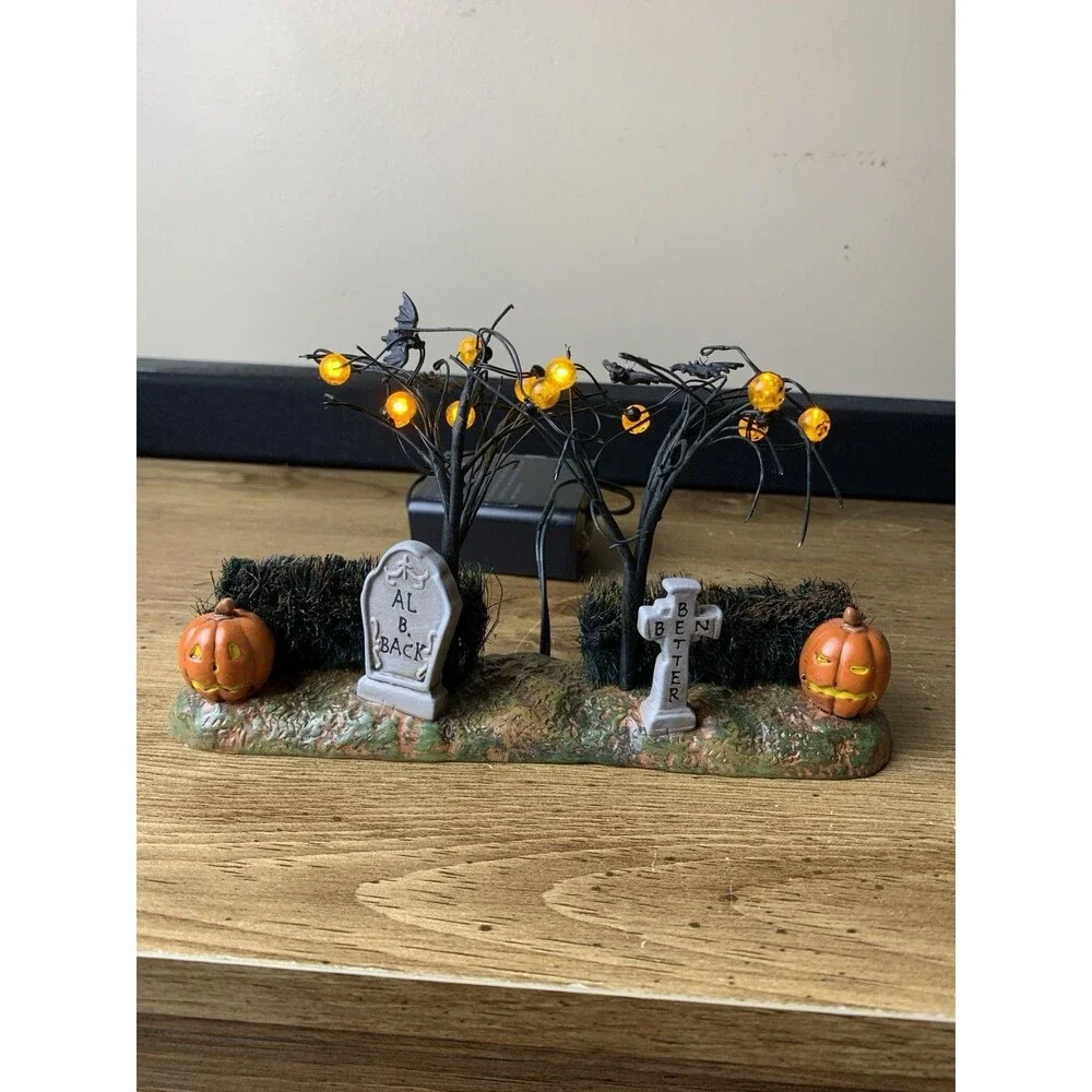 Dept 56 Halloween Jack O Lantern Yard 4038883 Front Pumpkin Lights Tombstones